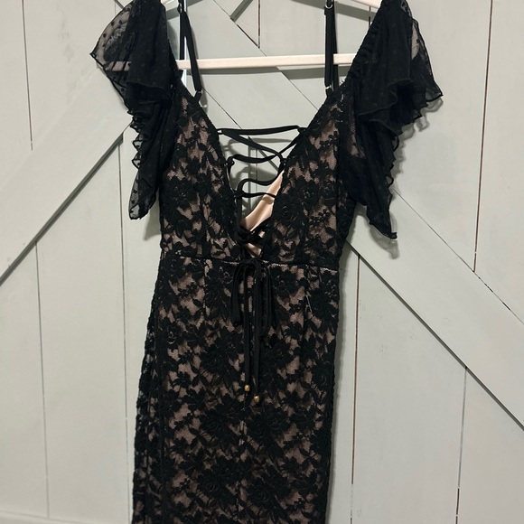 Cellecci Black Lace Envy Dress - Picture 2 of 7
